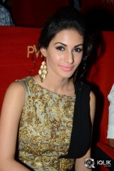 Amyra Dastur at Anekudu Movie Audio Launch